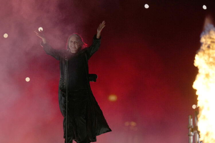 Ozzy Osbourne says farewell  to live performance with a  hometown show for 40,000 fans